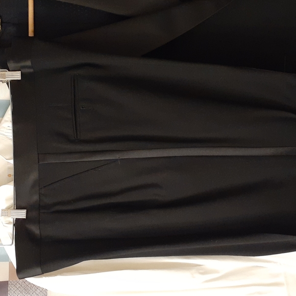 Mens Bill Blass Black Tuxedo - Picture 11 of 16